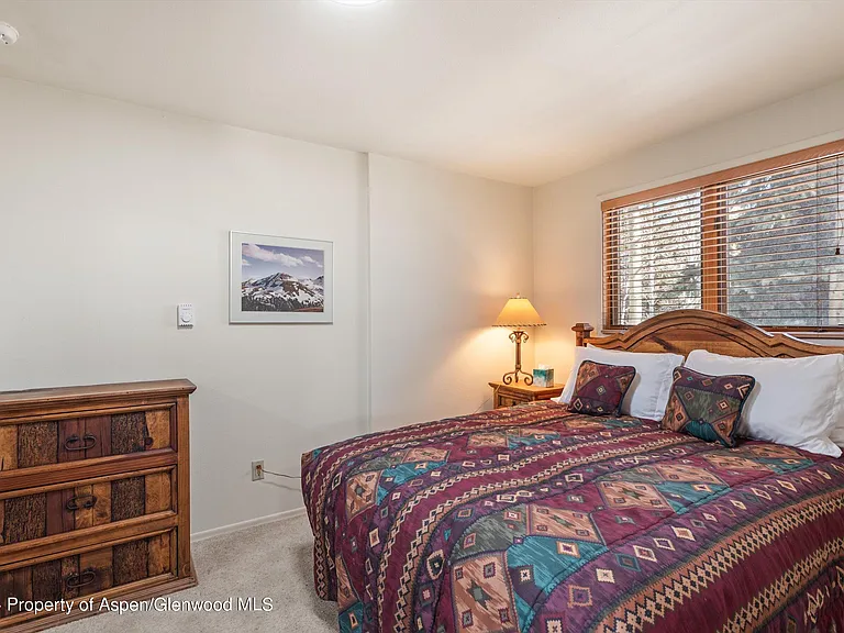 92 Wildridge Ln — Photo 25