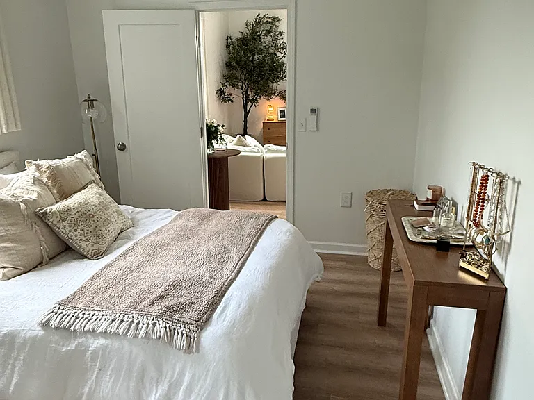 305 S 14th St #1 — Photo 13