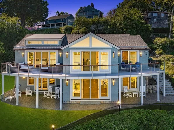 65 Naugus Ave, Marblehead, MA 01945