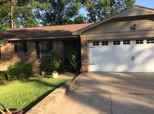2019 Peach Tree Dr, Little Rock, AR 72211