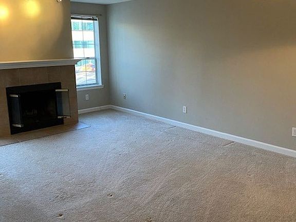 5th image of 132 NE 95th St APT B304