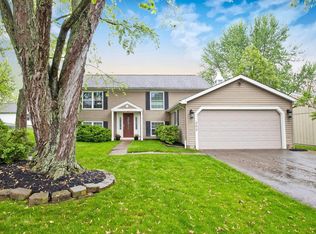 352 Gosfield Gate Rd, Westerville, OH 43081