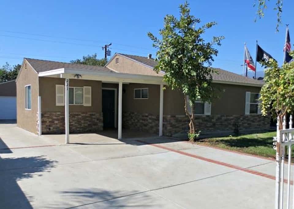 1st image of 221 S Pasadena Ave