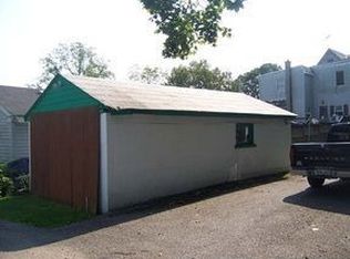 605 Heckel Ave, Spring City, PA 19475