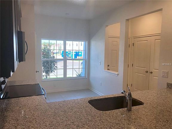 4th image of 1141 Sleepy Oak Dr