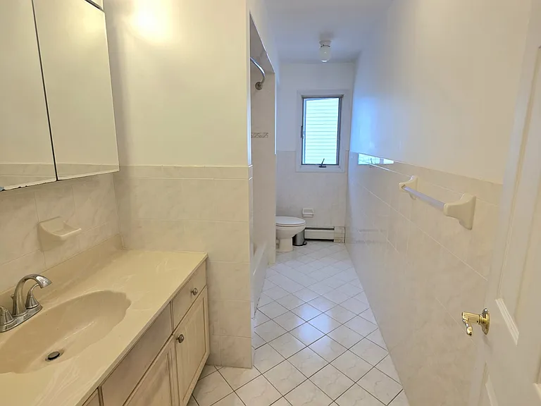 560 Studio Rd #2 — Photo 12