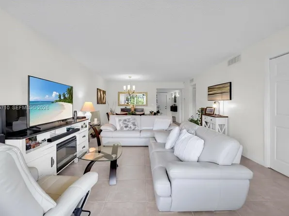 3301 S Palm Aire Dr APT 106, Pompano Beach, FL 33069