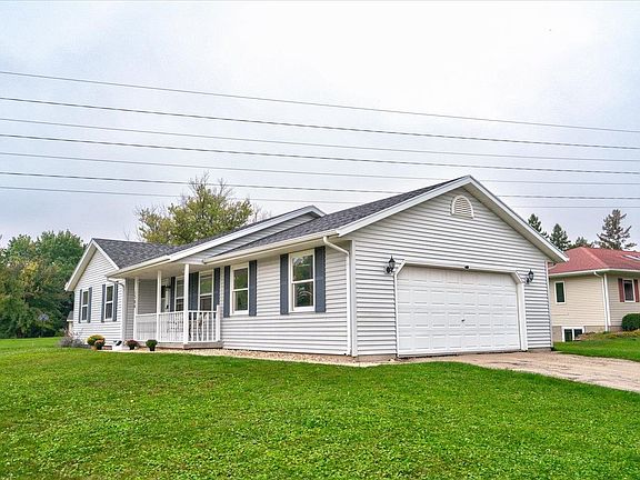 4th image of 1300 Garden Ave