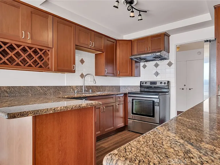 32614 Coastsite Dr #305E — Photo 10