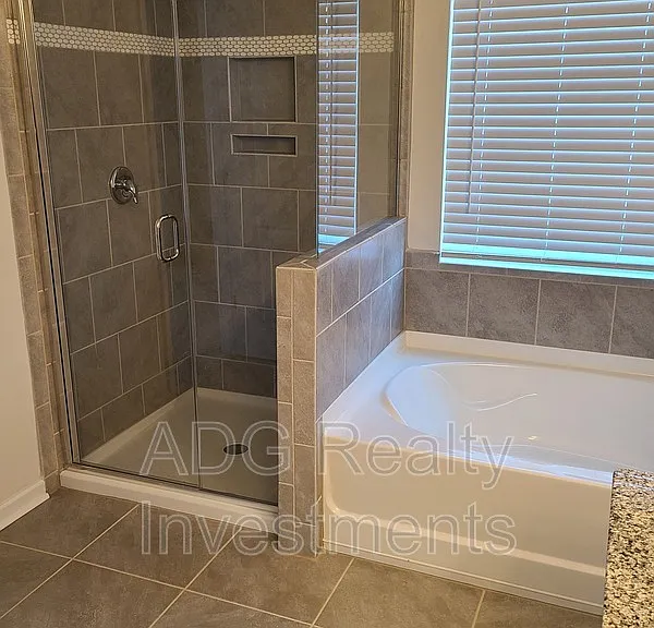 1577 Cambria Ct — Photo 8