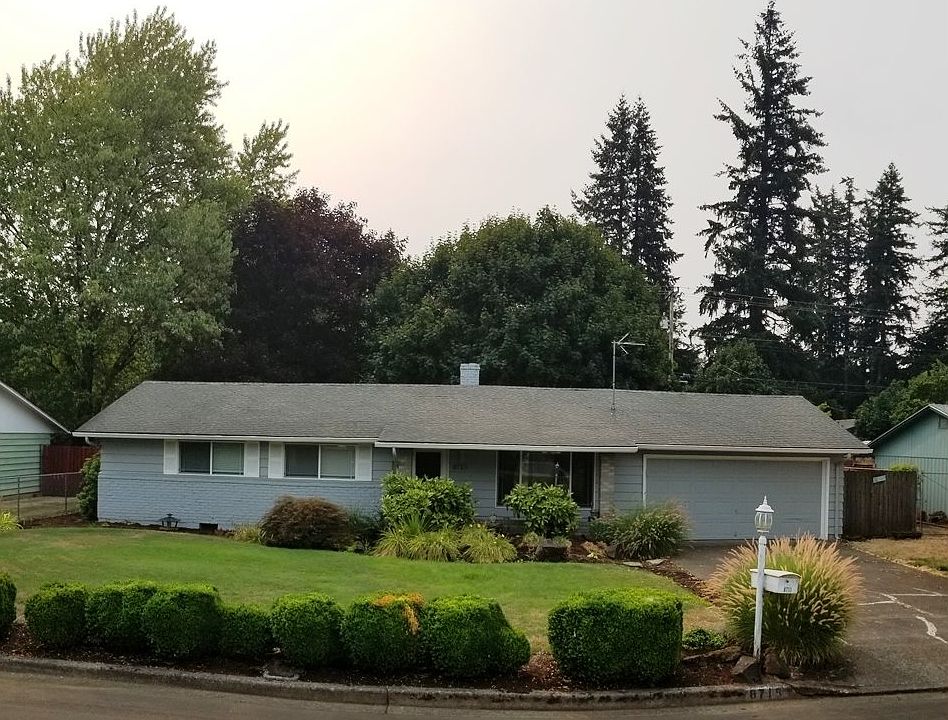 1st image of 8715 NE Benton Dr