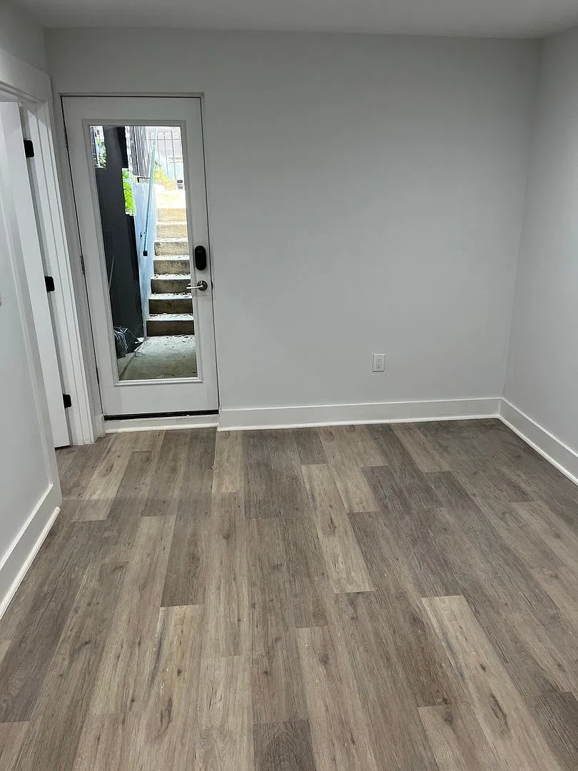 212 Upshur St NW — Photo 3