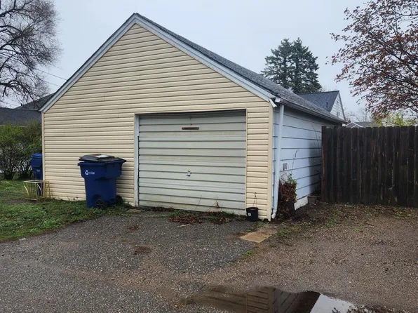 1009 16th Ave S, Saint Cloud, MN 56301