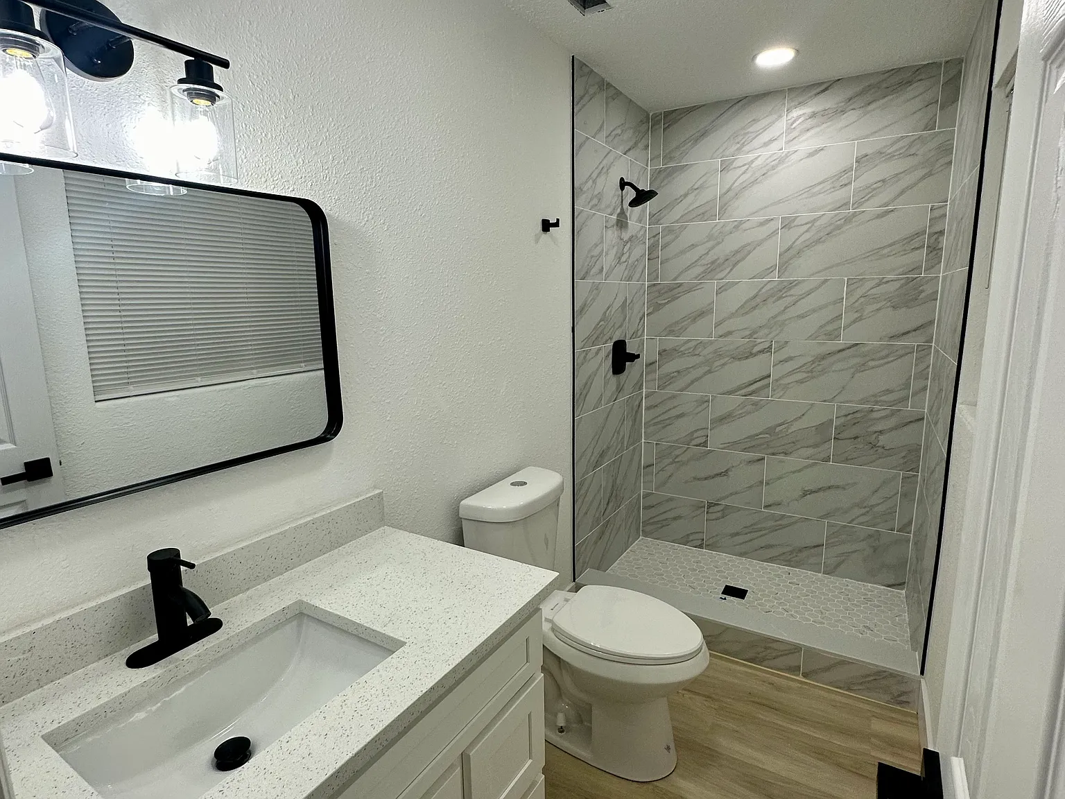 3 bed, 1200 sqft, $2,000 — Photo 4