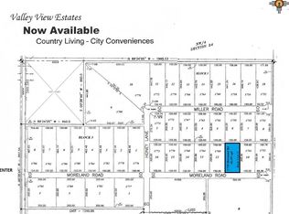 1758 Moreland Rd, Portales, NM 88130