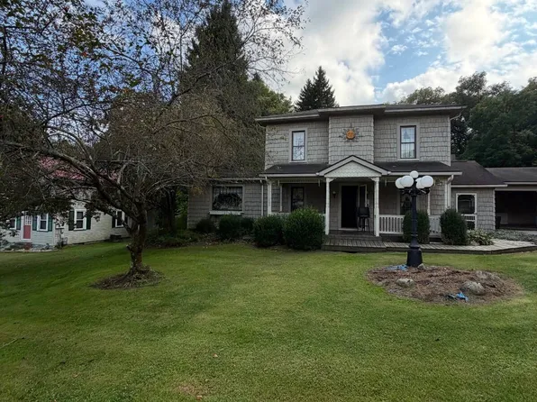 116 Chestnut St, Greenville, PA 16125