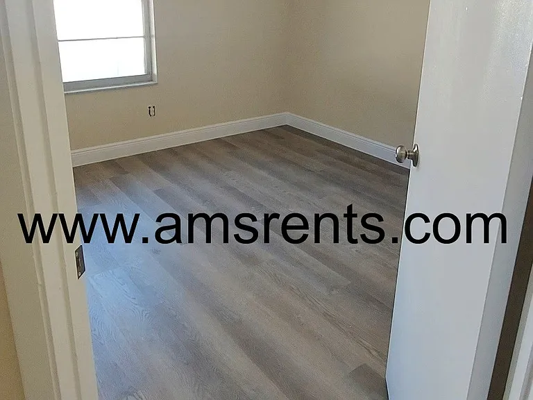 1080 Hali Ridge Ct — Photo 20
