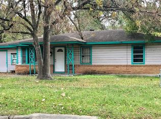 7845 Woodlyn Rd, Houston, TX 77028