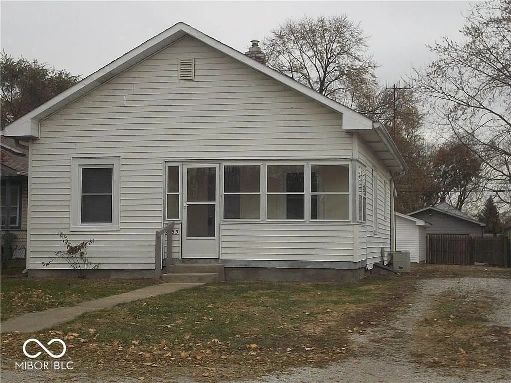 2953 Foltz St photo 1