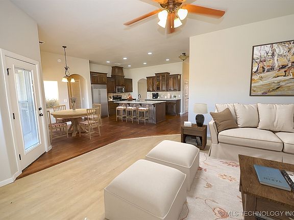 3rd image of 20609 E 32nd Pl
