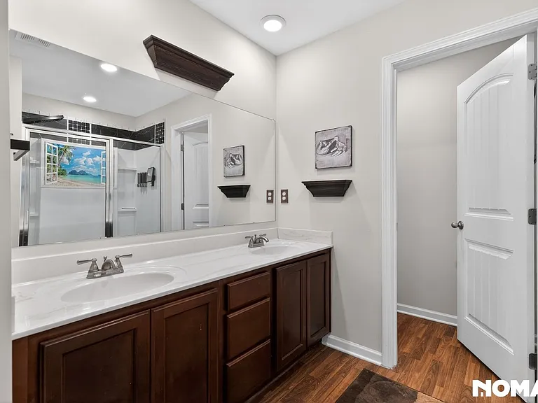 532 Ruths Dr — Photo 22