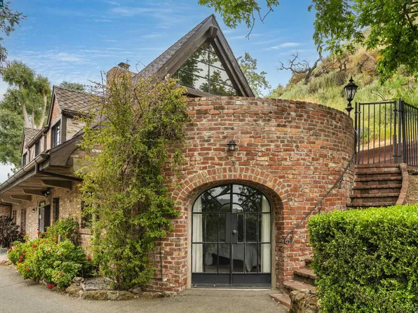 67 Stonecastle Ct, Alamo, CA 94507