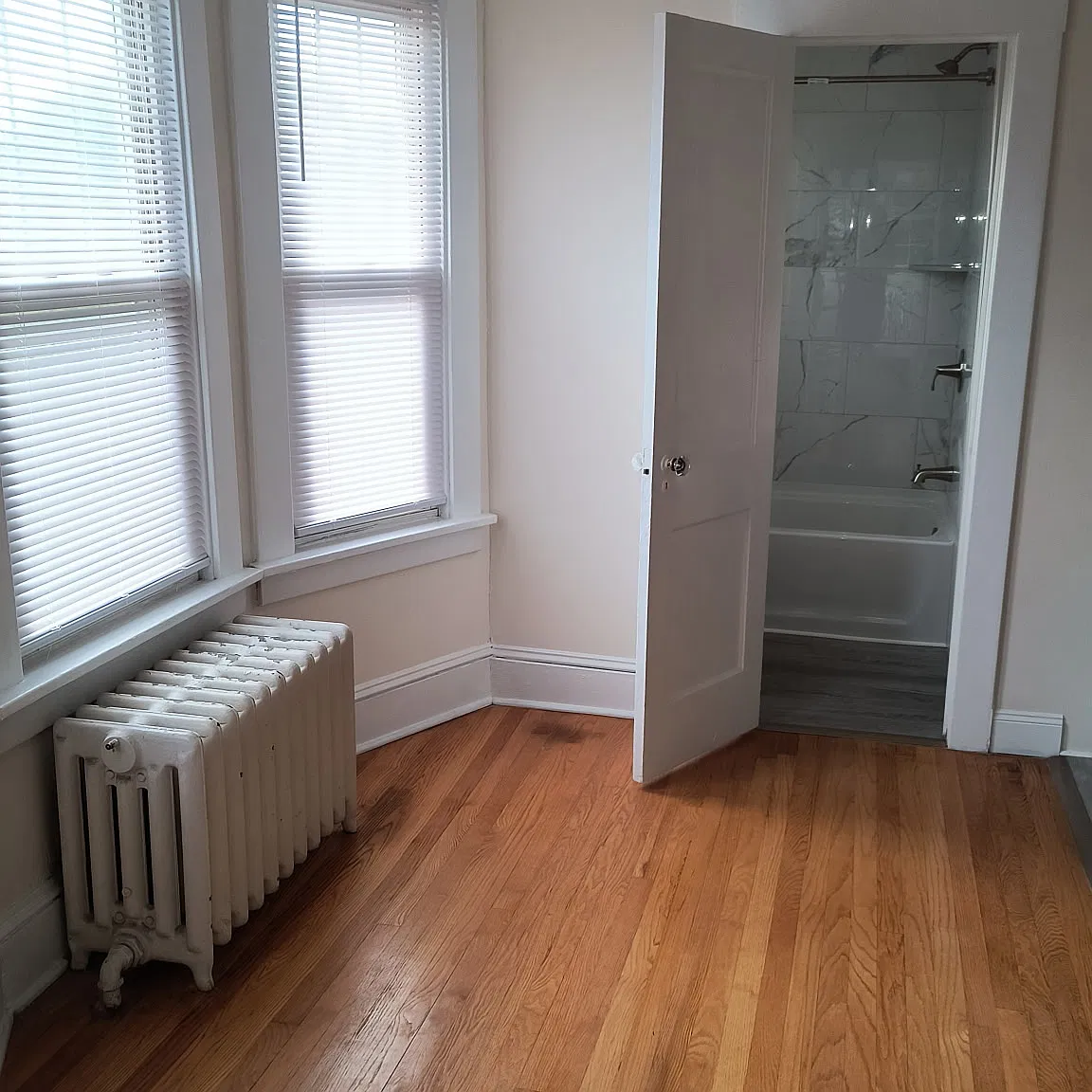 75 N Main Ave — Photo 2