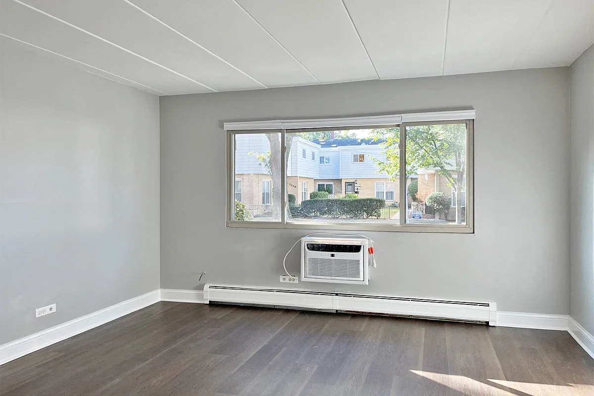 37 Rockford Ave. — Photo 2