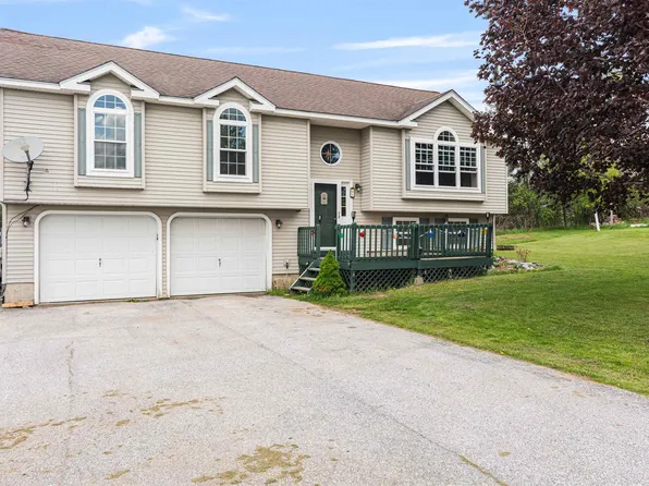 9 Tanglewood Drive, St. Albans Town, VT 05478