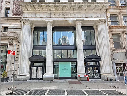 Rented by Douglas Elliman | media 25