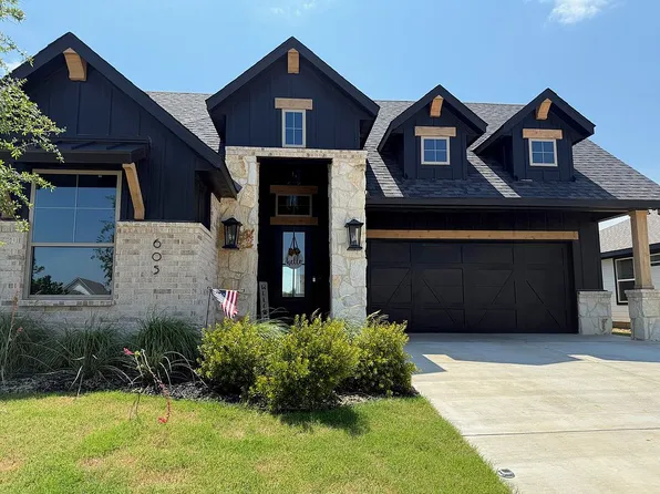 605 Eagle Bend Ln, Burleson, TX 76028