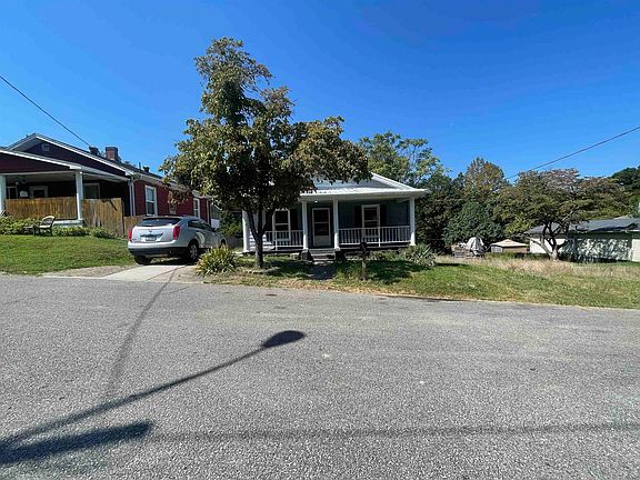 3rd image of 4022 Mound St