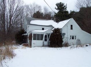 1986 Pleasant St, West Rutland, VT 05777