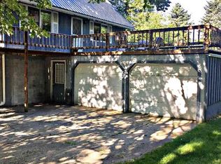 1013 Circle Dr, Lake Isabella, MI 48893
