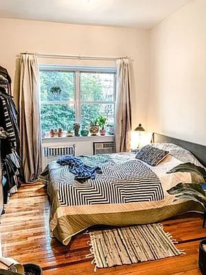 Rented by Jonis Realty | media 1