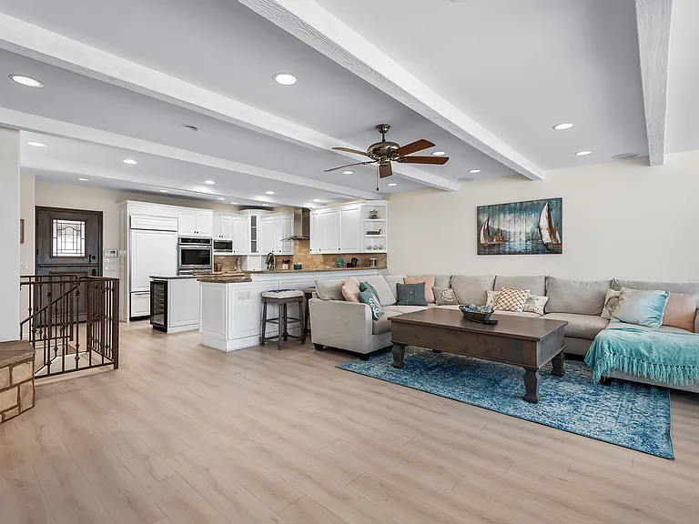 11844 Beach Club Way — Photo 7