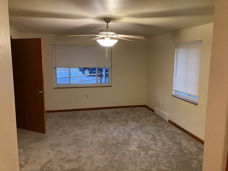 113 William St #115 — Photo 6