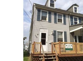 706 Pine St, Bristol, PA 19007