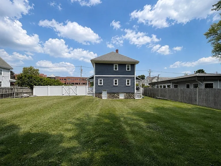 926 Main St #2 — Photo 24