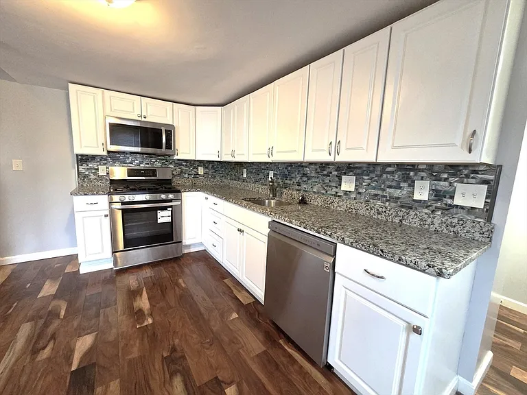 69 Pratt St #1 — Photo 9