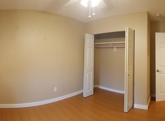 5th image of 21680 Seacrest Ave NE #A