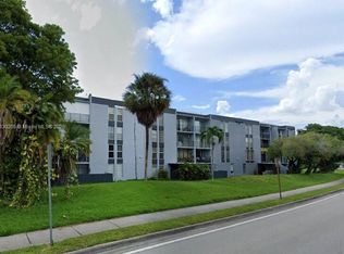 210 Fontainebleau Blvd APT 408, Miami, FL 33172