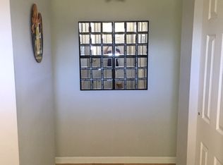30 Tilton Mnr APT 104, Rochelle, IL 61068