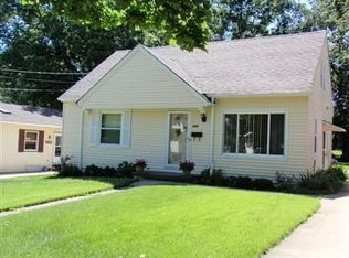 808 Davis St, Akron, OH 44310