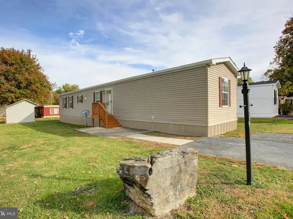 113 Big Spring Ter, Newville, PA 17241
