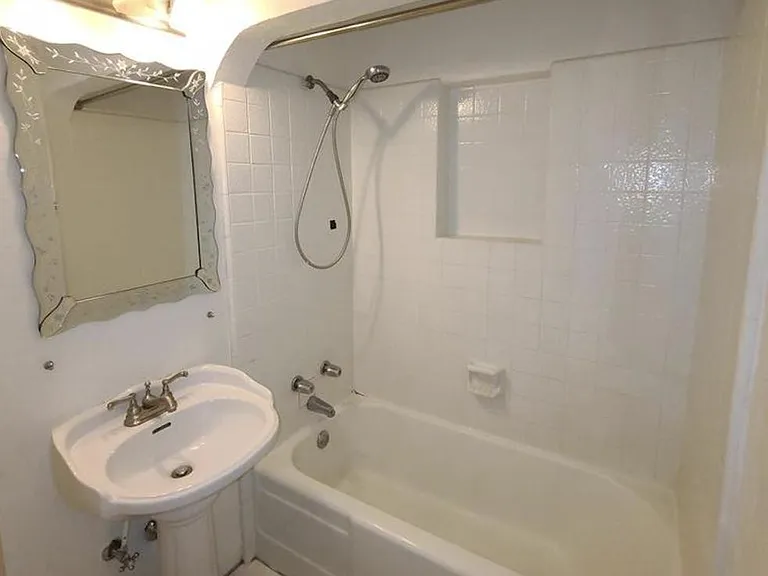 1407 W Glenrosa Ave — Photo 10