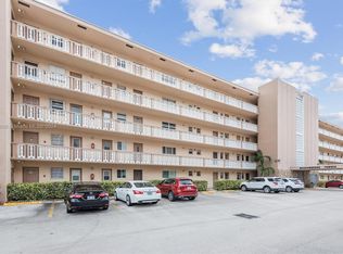 233 NE 14th Ave APT 204, Hallandale, FL 33009
