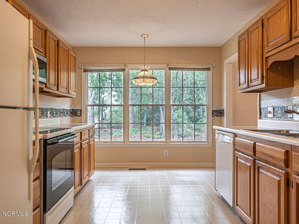1245 Monticello Drive, Pinehurst, NC 28374 Zillow