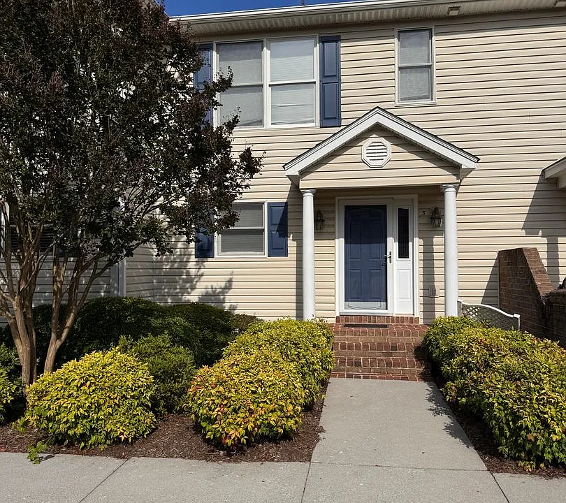 500 Cambridge Ct #H3