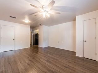 215 W Watson St APT 7, Fayetteville, AR 72701